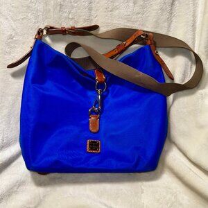 🧿 Gorgeous Dooney & Bourke Cobalt Nylon Hobo – Rare Style